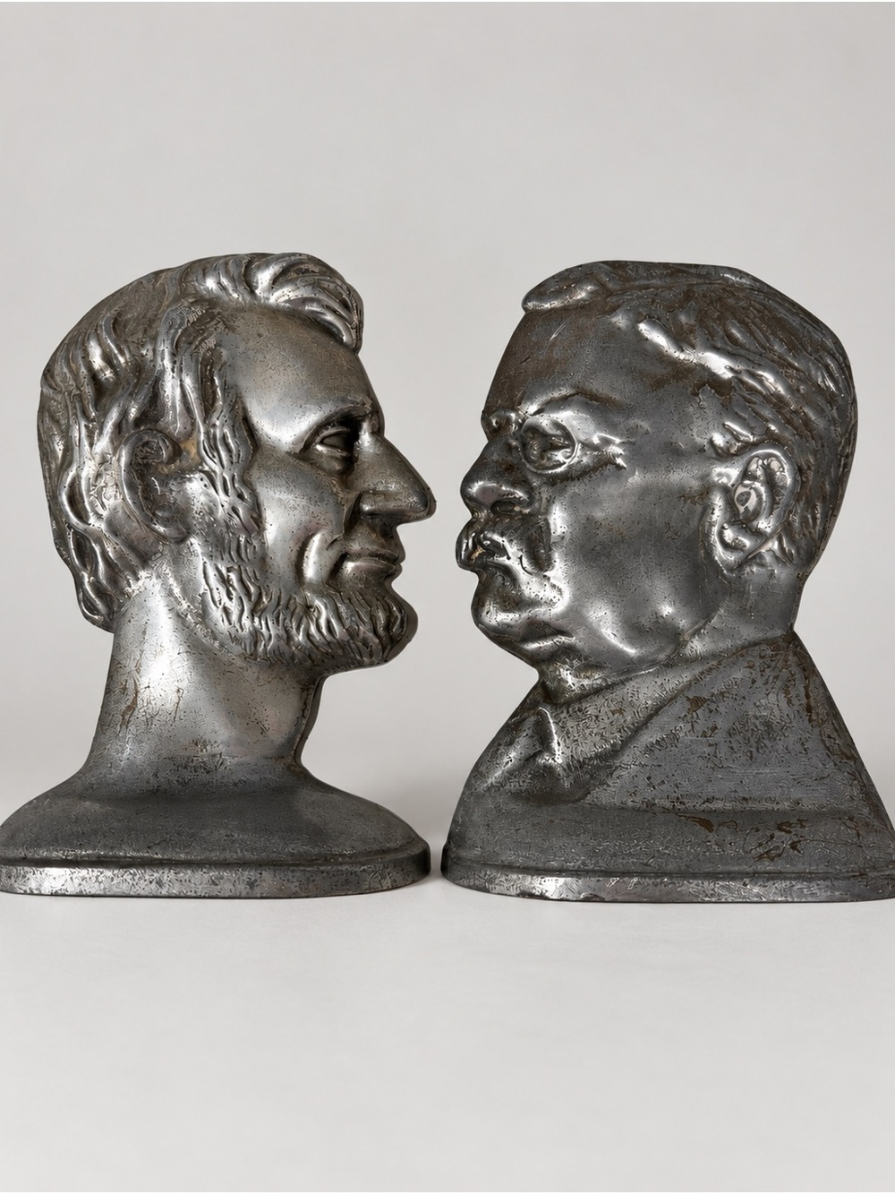 Vintage Lincoln & Theodore Roosevelt Metal Bust Bookends Rare Decor